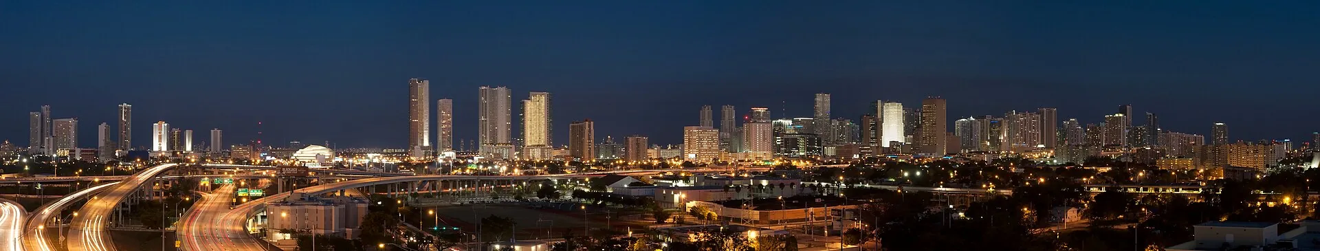 Skyline de Miami, Florida — compras para familia en Mexico con MandaFacil